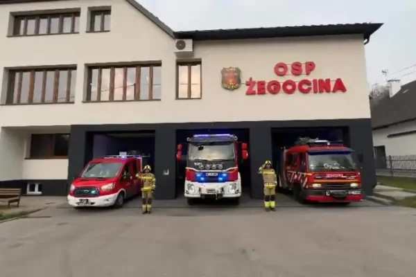 OSP Trąbki oddaje hołd zmarłemu naczelnikowi