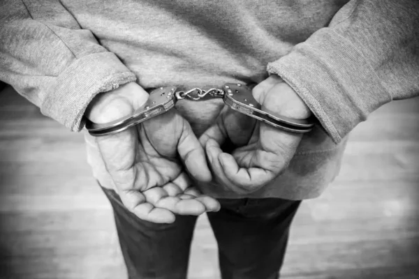 Światowy Dzień Walki z Handlem Ludźmi – policja apeluje o czujność