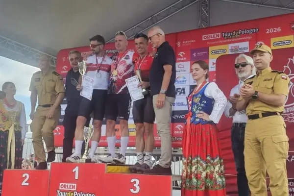 Marcin Kasprzyk z Bochni na podium XII Mistrzostw Polski Strażaków w Kolarstwie Szosowym
