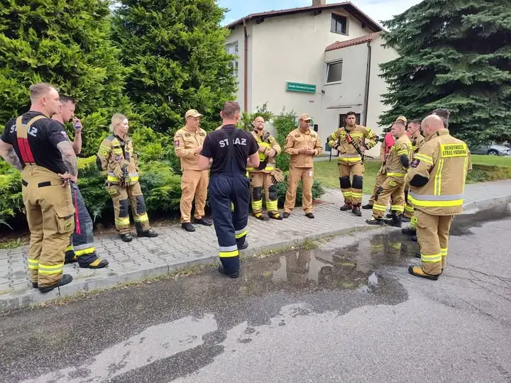 Ćwiczenia służb ratunkowych w Dziennym Domu Seniora „WIGOR” w Bochni