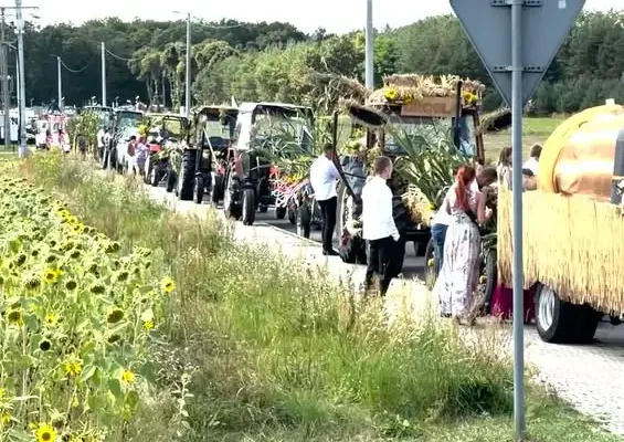 Świniary reprezentowały sołectwo na Dożynkach Powiatowych w Gawłówku