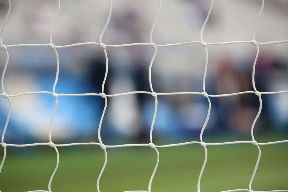 Piłkochwyty zamontowane na Stadionie Miejskim w Bochni