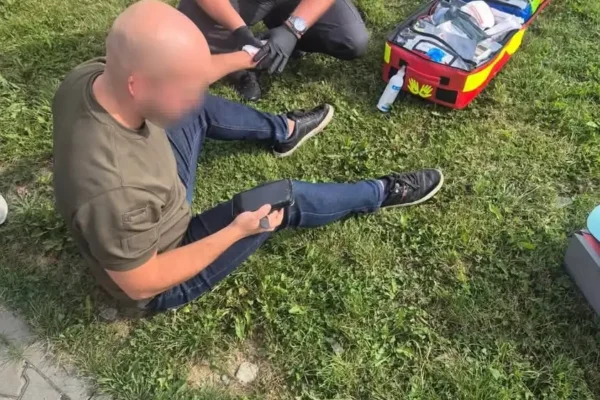 Funkcjonariusze z Nowego Wiśnicza pomogli ofiarom wypadku pod Zakopanem
