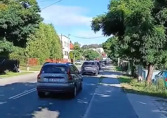 Pożar ciężarówki na DK94 w Bochni. Duże utrudnienia w ruchu