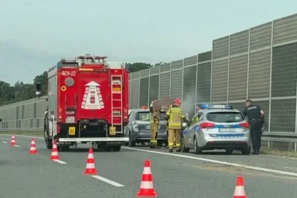 Utrudnienia na A4 za Bochnią w kierunku Krakowa po zderzeniu samochodu osobowego